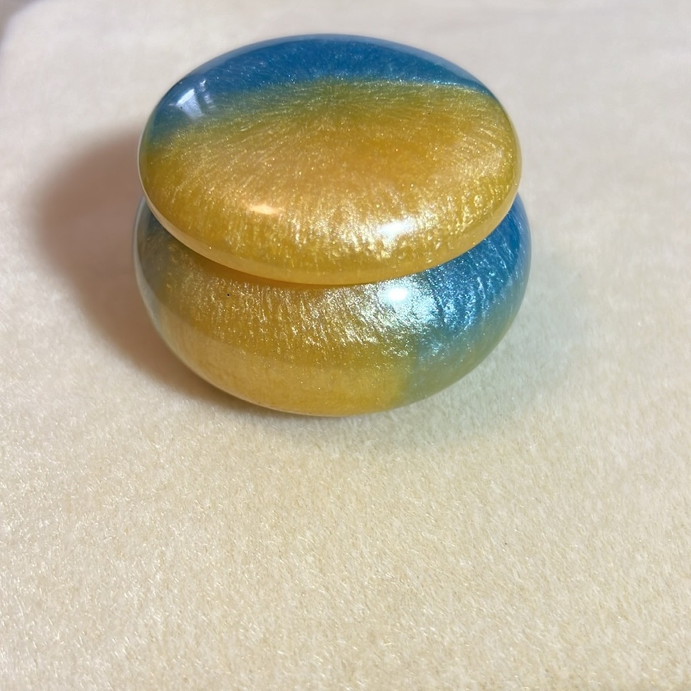 Light blue and yellow trinket resin dish with lid